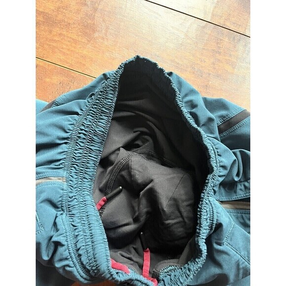 Lululemon Mens Casual Active Lined Work Out Shorts READ BELOW - Picture 4 of 9